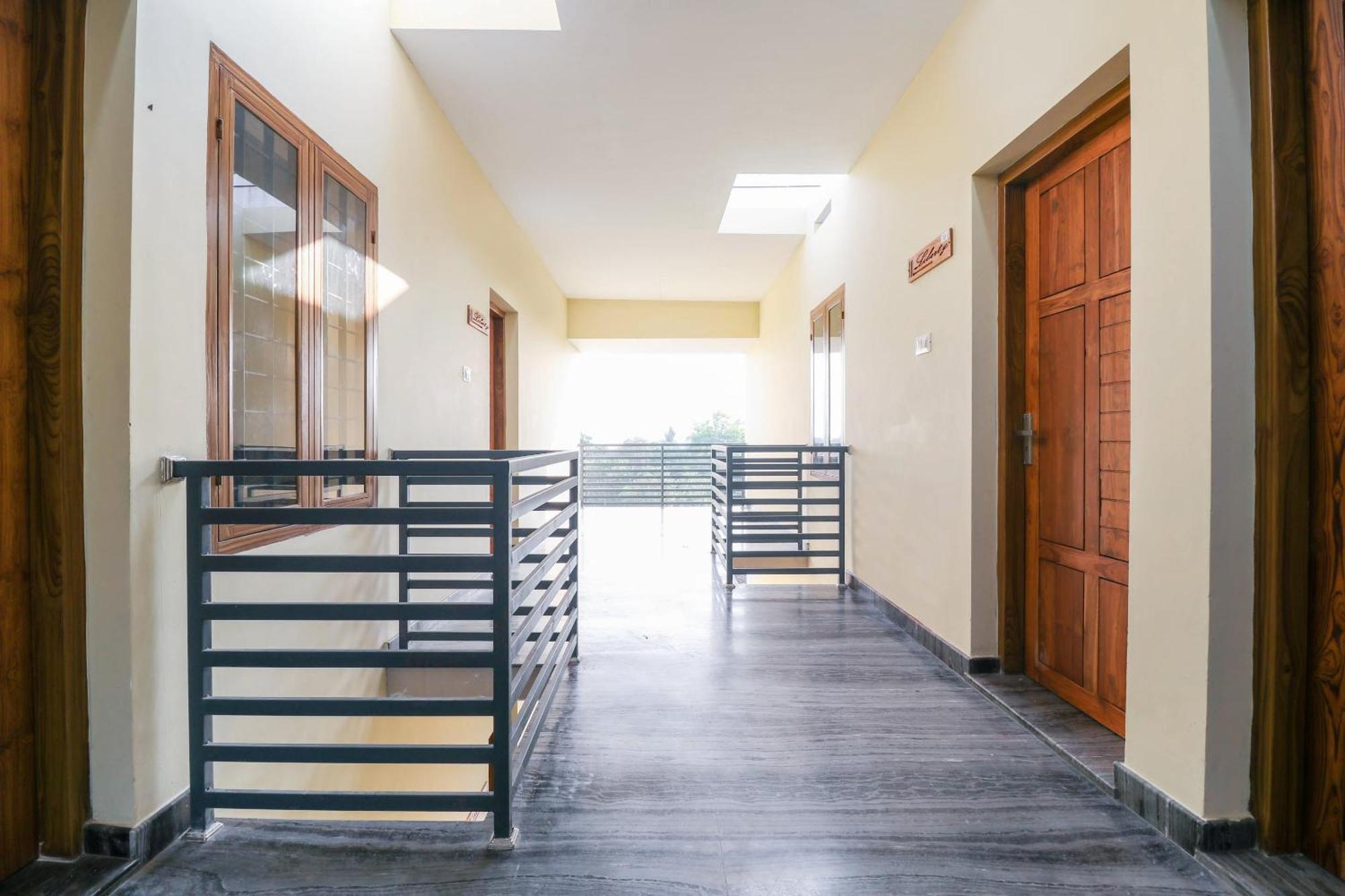 Liberty Apartments Каннур Экстерьер фото